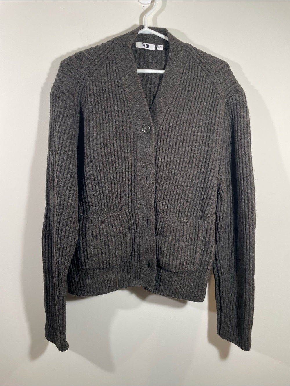 Uniqlo 100% wool ribbed cardigan sweater M